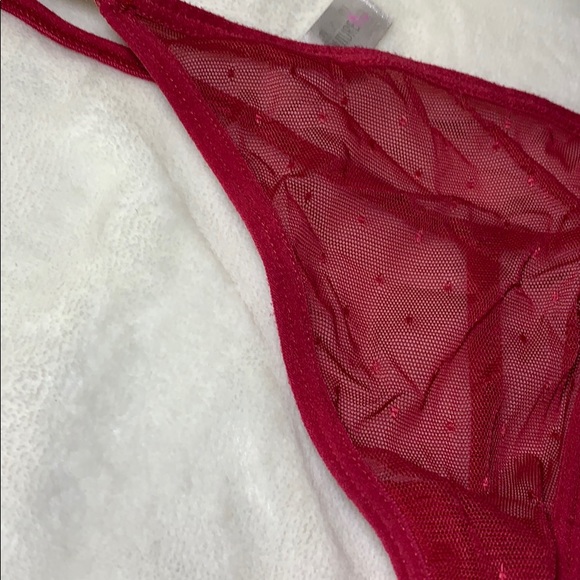 Red g-string - Picture 2 of 3